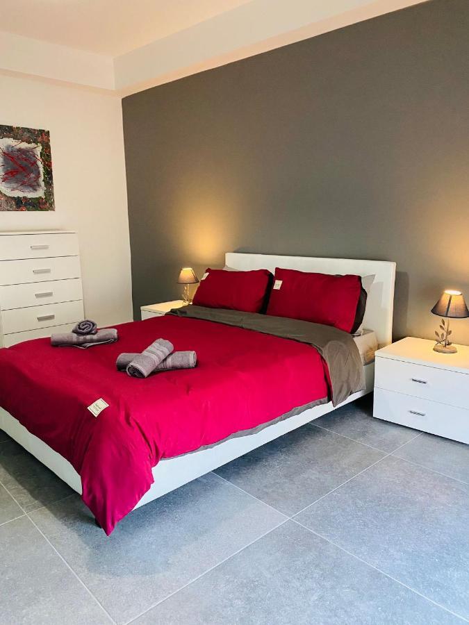 Sliema Seaview Apartment- Valletta Views - Apt 8, 49 Tigne Point Mansions Ngoại thất bức ảnh